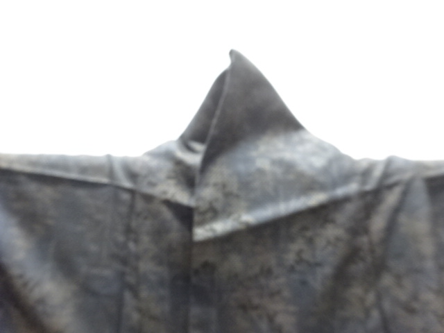  未使用品　樹木模様織り出し本場大島紬着物(5マルキ)